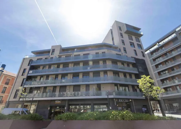 The Collection | Viena * Saint-Sébastien